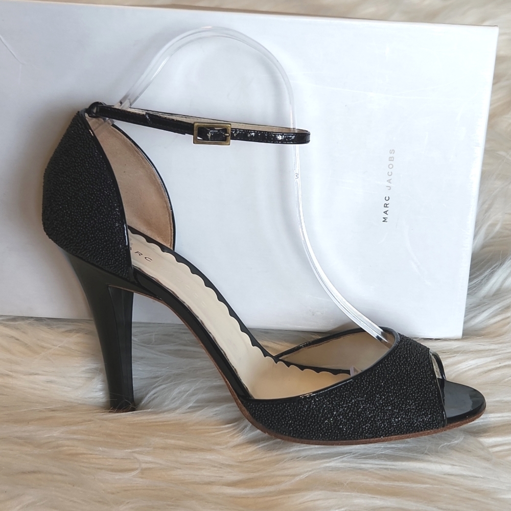 Marc Jacobs black beaded sandals 39.5